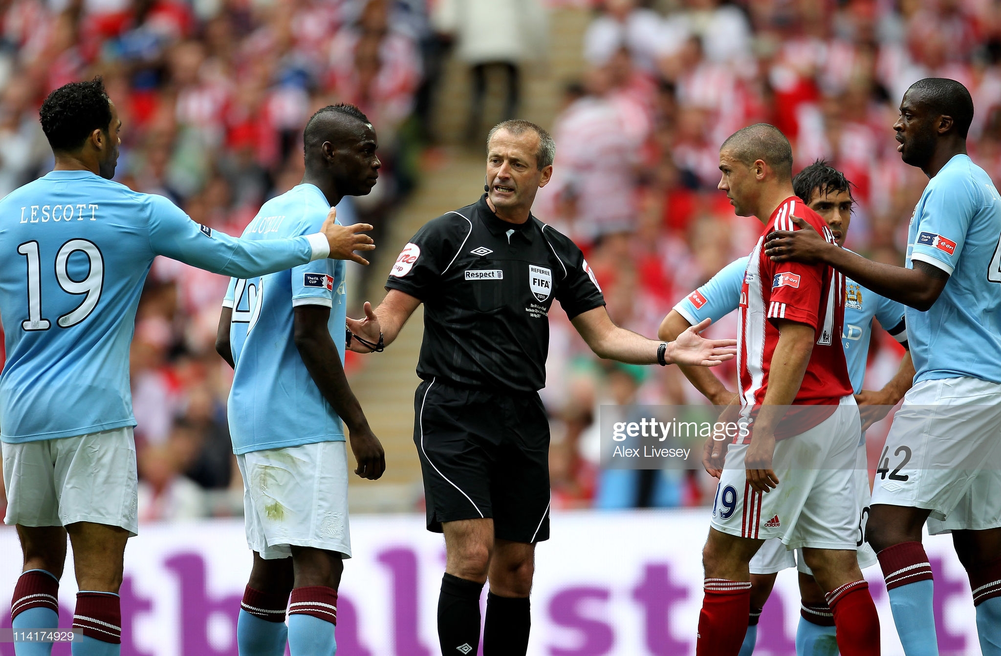 里程碑夜！多伦多猛龙迎来里程碑，NBA季后赛国际比赛日刷纪录，质疑声仍在，团队化学反应显著的简单介绍